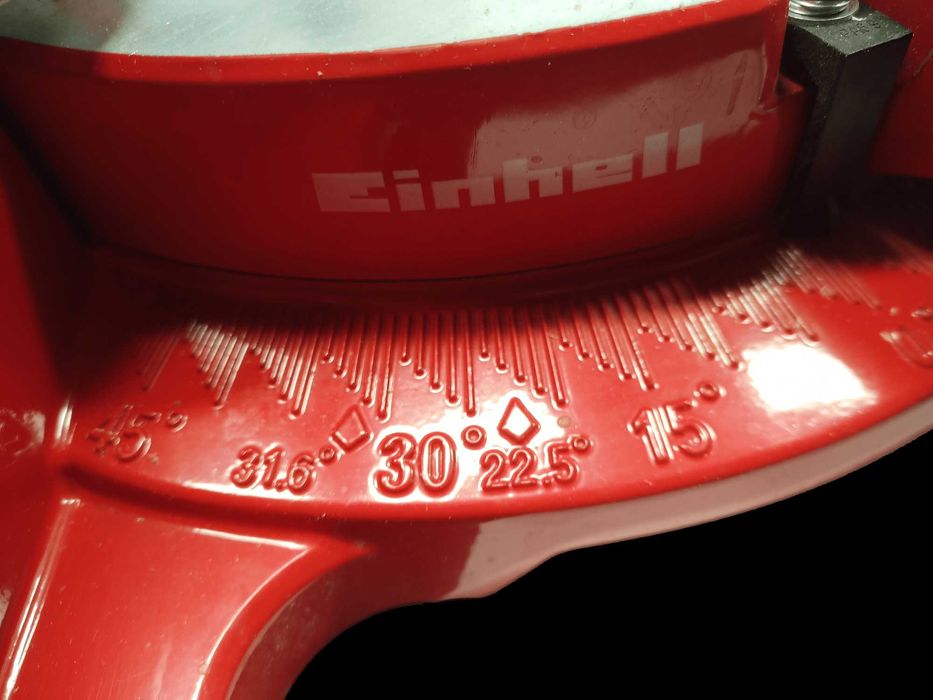 PIŁA UKOŚNA marki Einhell TC-SM 2131/1