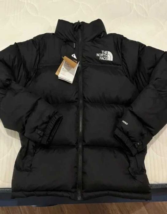 The_North_Face_1996_Retro_Nuptse_700_Jacket R.M
