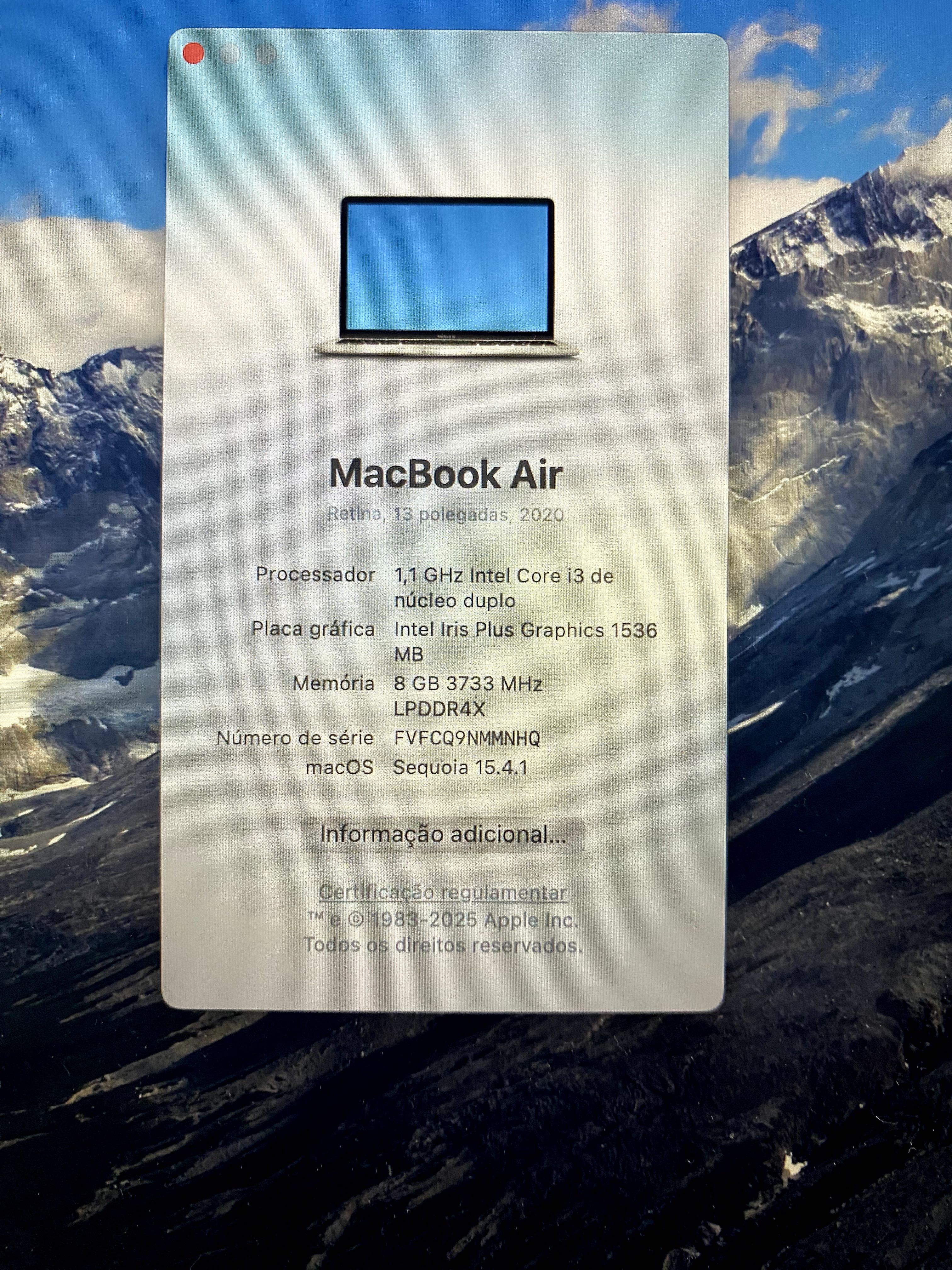 MacBook 13” Retina  i3 / 8GB / Bateria 141 Ciclos | Como Novo!