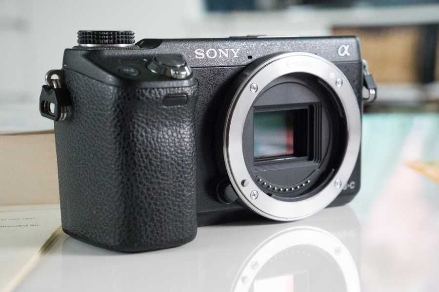 Aparat Sony Nex 6 przebieg 16K zdjęć