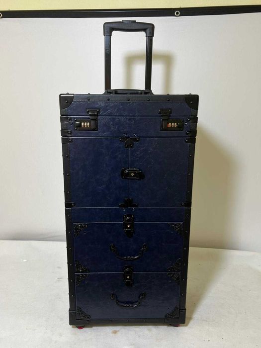 walizka kosmetyczna / fryzjerska na kółkach z zamkami szyfrowymi