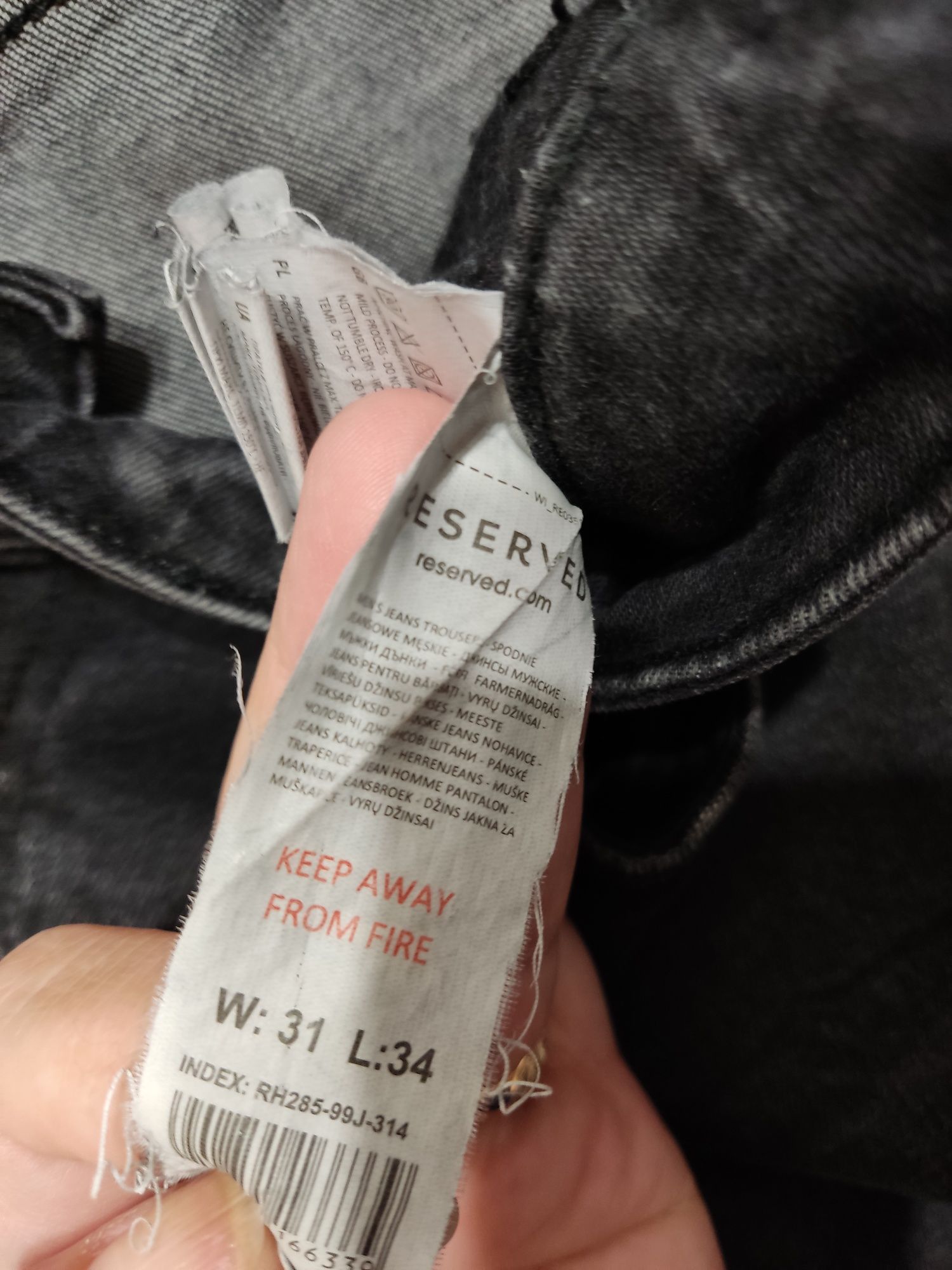 Spodnie jeans w31 l34 wysoki szczupły czarne z dziurami i przetarciami