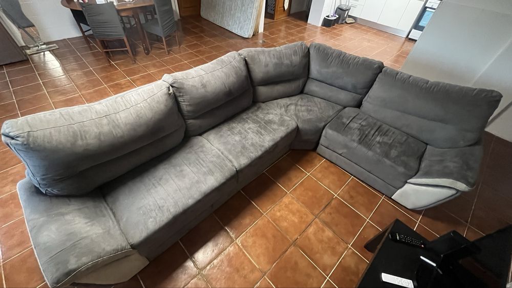 Sofá Chaise Lounge em otimas condições, só aceito dinheiro em mãos!!!