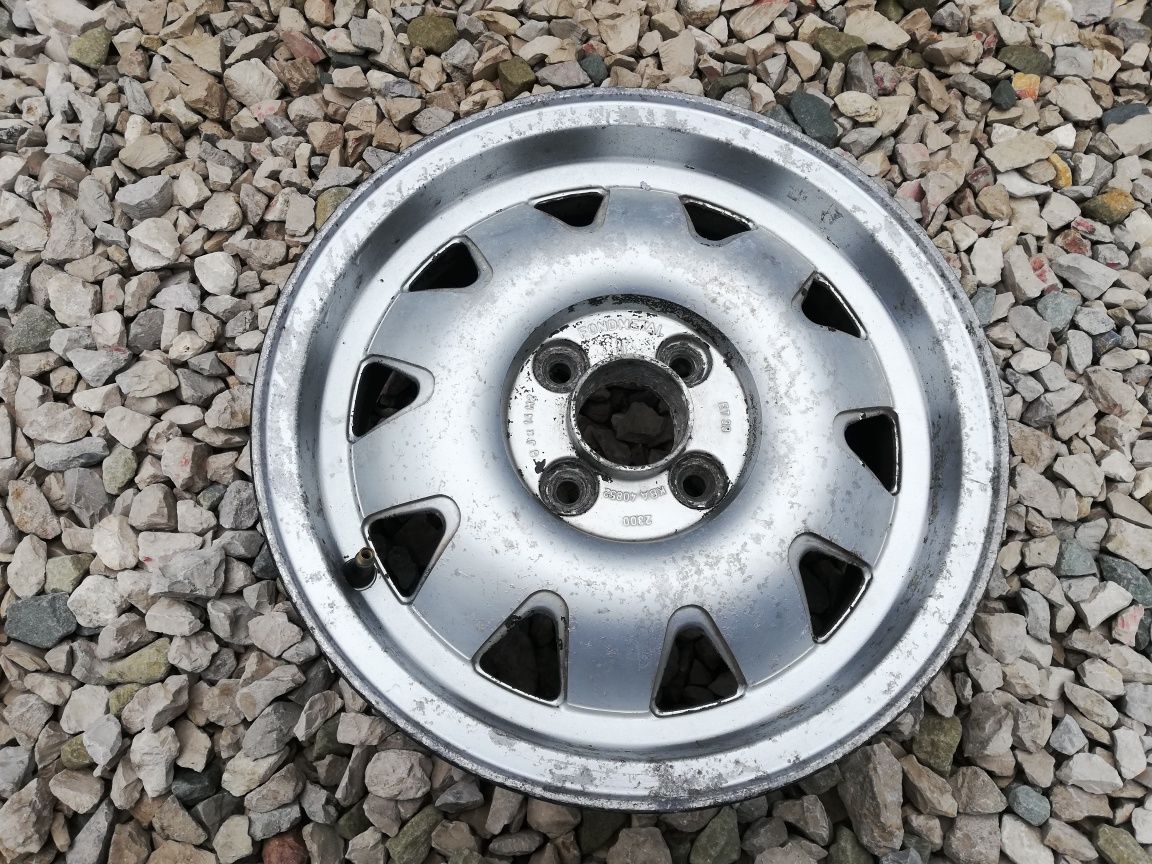 Felga Fondmetal 6J 14"4x100 ET 33 1 sztuka