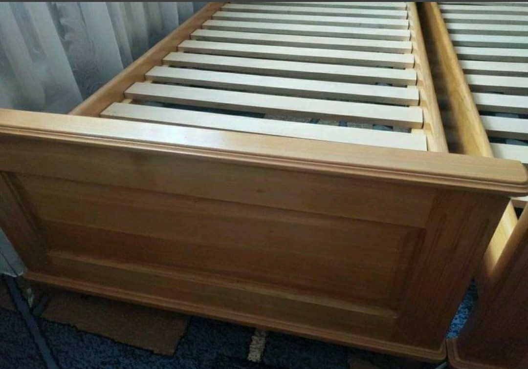 Полуторне ліжко дерев'яне ручної роботи