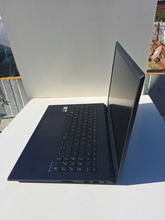Portátil ASUS Laptop F571GT intel i5- 8GB - SSD256GB - 4Gb Video