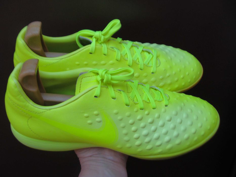 44/28 см Nike Jr Magista кроссовки кожаные оригинал
