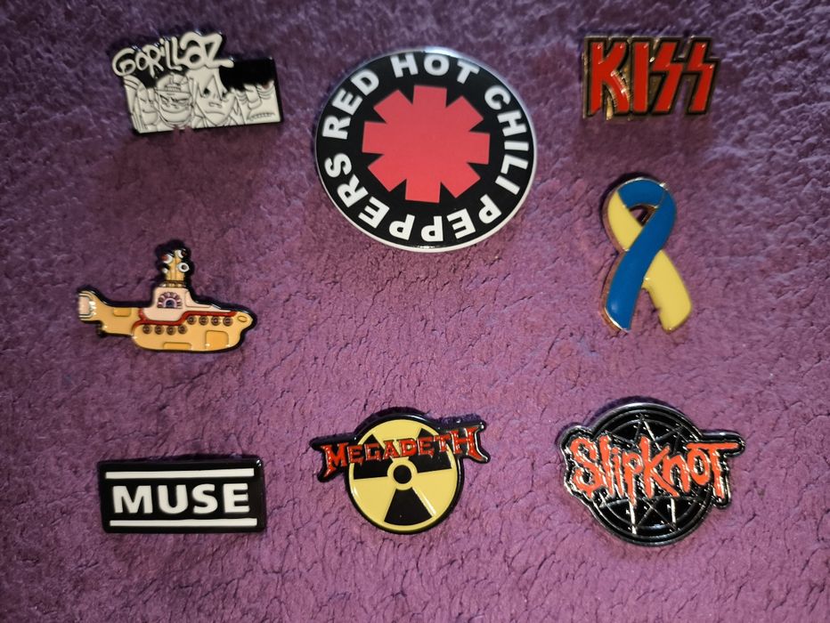 Значки Depeche mode Queen Beatles Doors Deep Purple Kiss Muse Slipknot