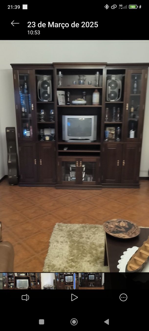 2 Quartos Completos+Sala Com sofás+ Mesa cozinha