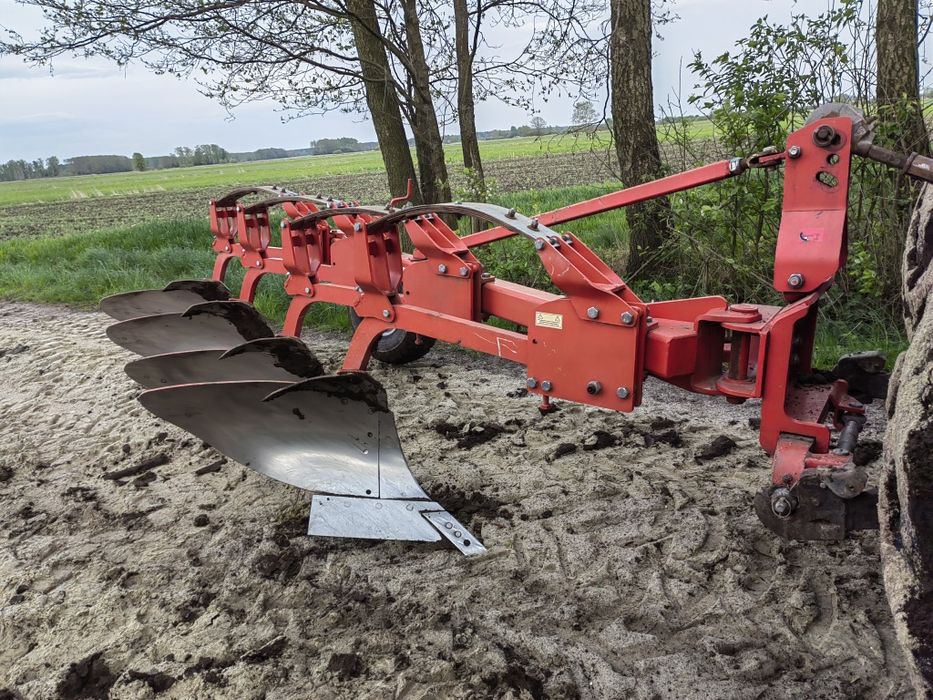 Pług Staltech Resorak nie Akpil Agro Masz
