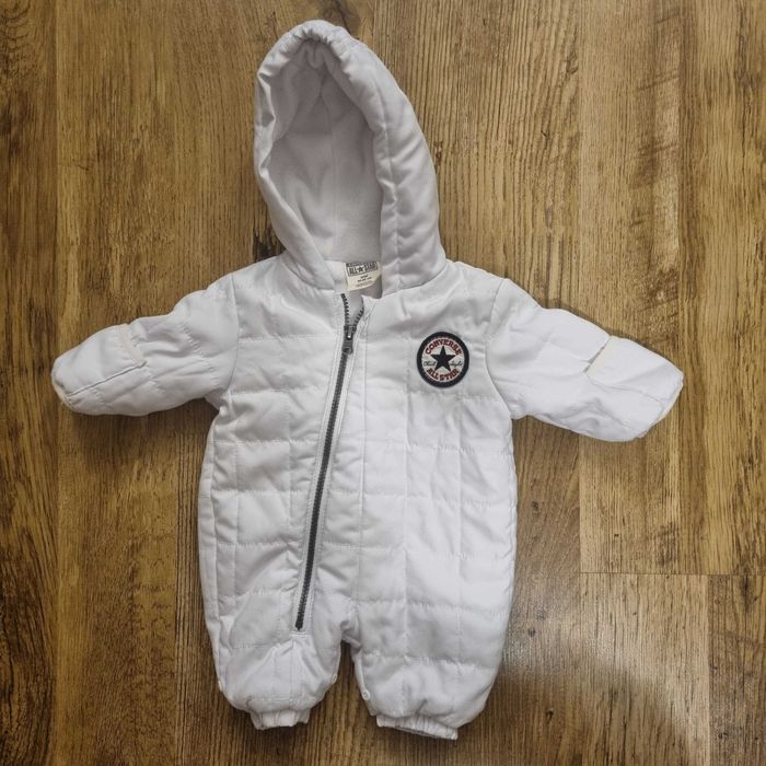 Kombinezon jesienny  niemowlęcy Converse rozm.60-65 cm