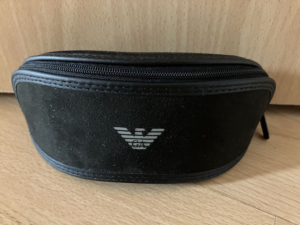 Oryginalne nowe etui futerał do okularów Emporio Armani
