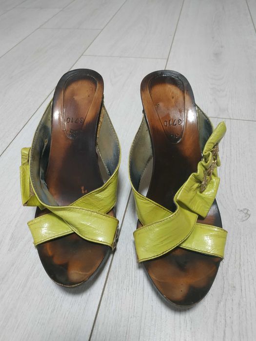 Женские  кросівки кожа замш ботинки