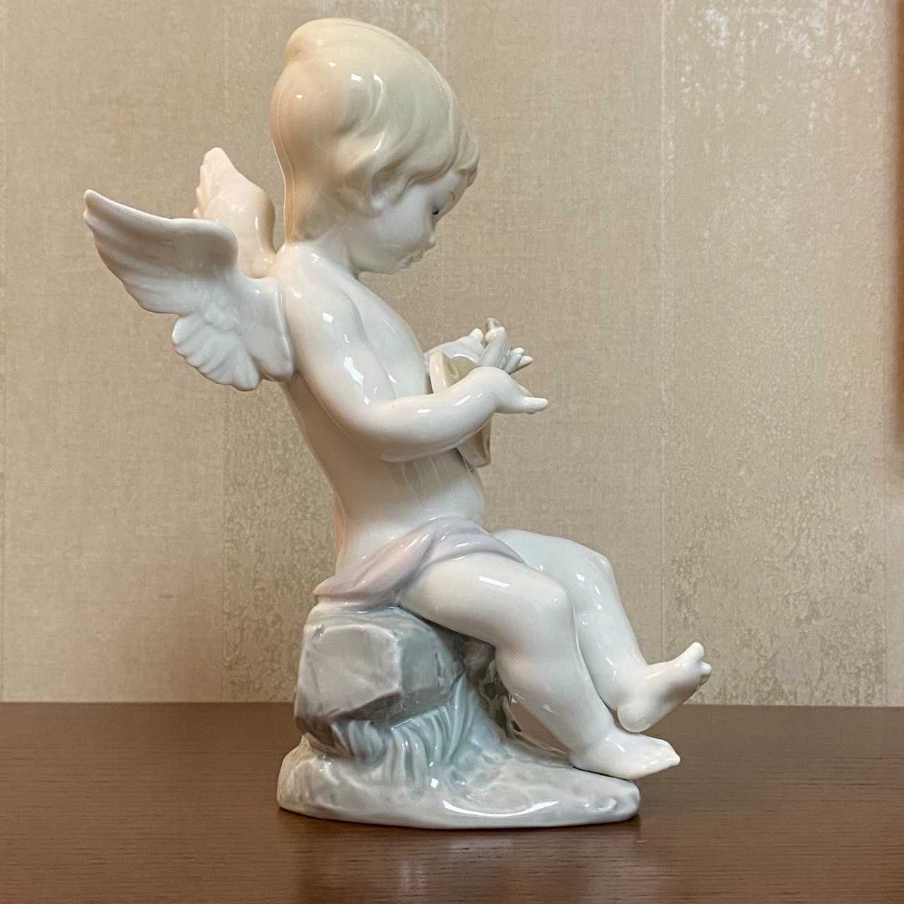 Cтатуэтка Lladro «Ангел с лютней». Дефект. Читайте описание.