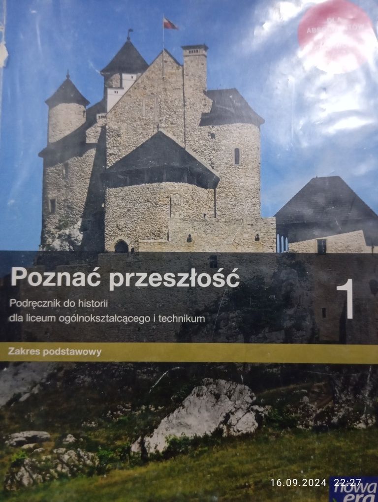 Poznać przeszłość 1 nowa książka w bardzo dobrym stanie plus do tegoer