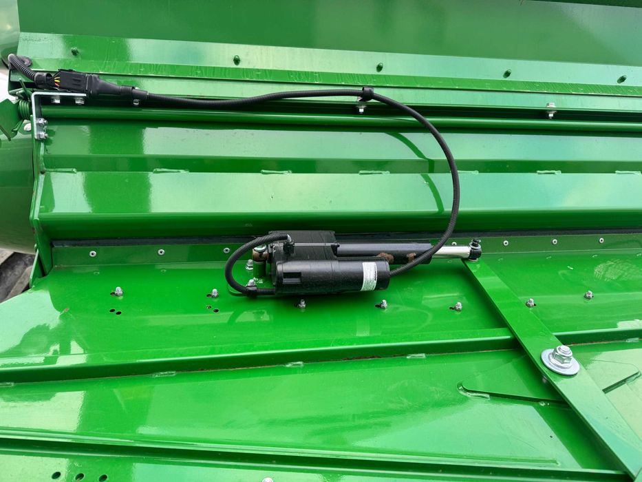 Зернозбиральний комбайн John Deere T670i 2022, 486/302 мот/год БЕЗ ЖАТ