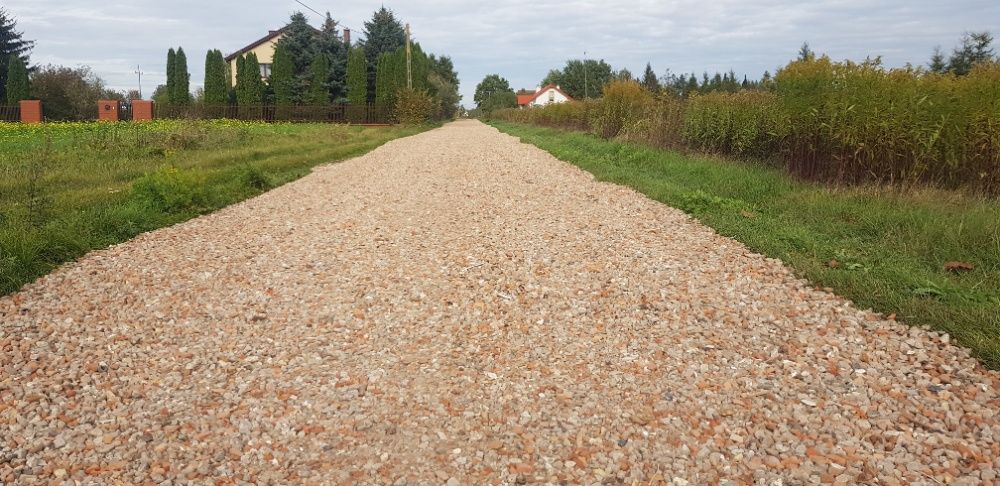 Gruz Betonowy Kruszywo z pod kruszarki na place drogi pod kostkę