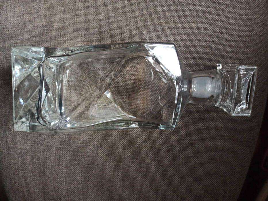 Karafka szklana Edwanex 0,75l