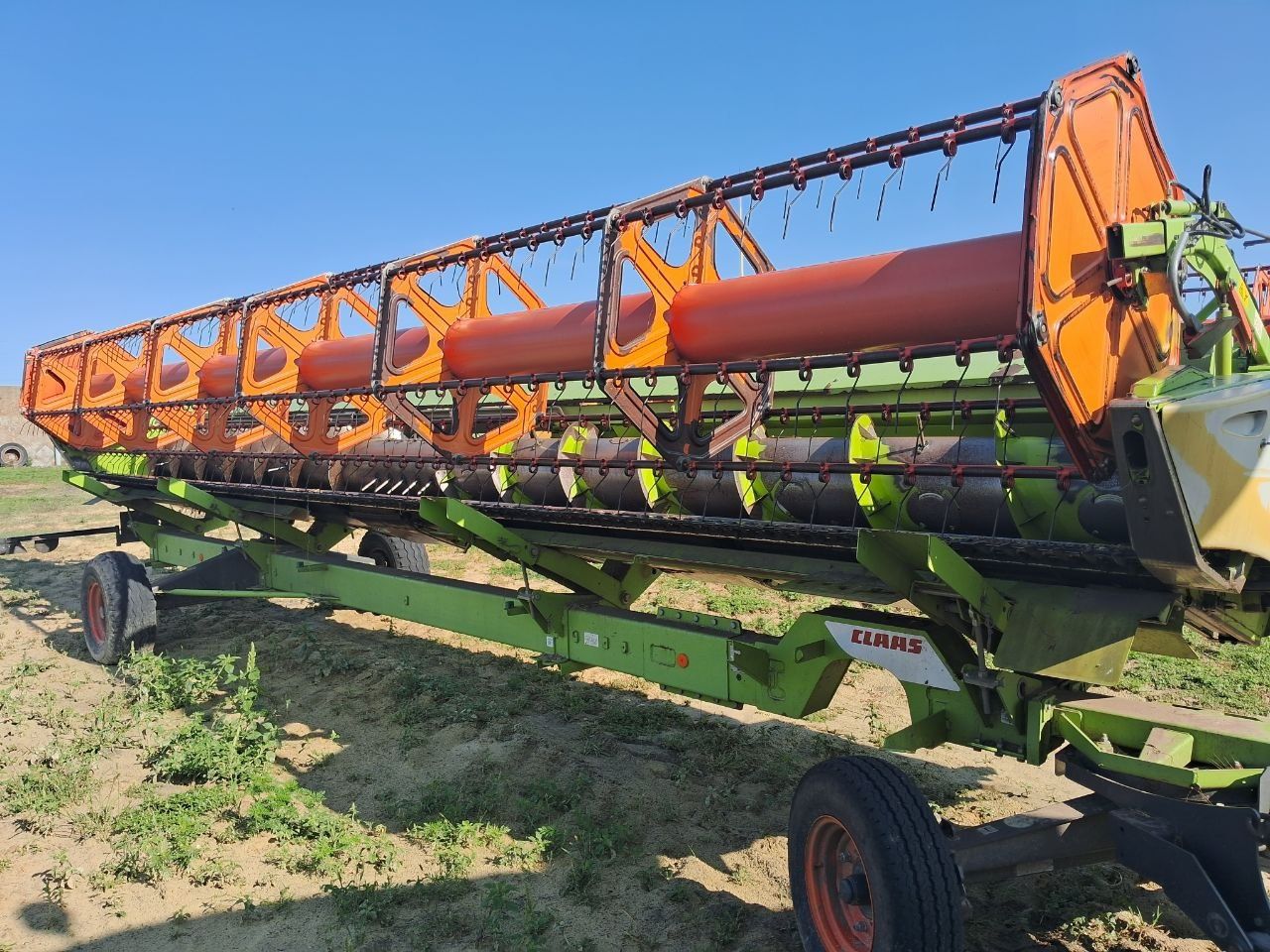 Комбайн Claas Lexion 750
