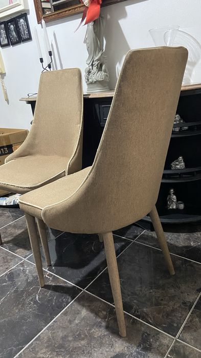 Conjunto 4 cadeiras usadas