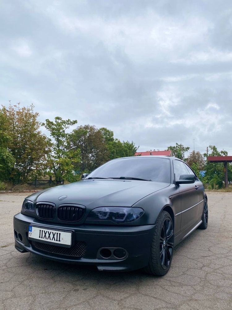 BMW E46 coupe 330i 2005