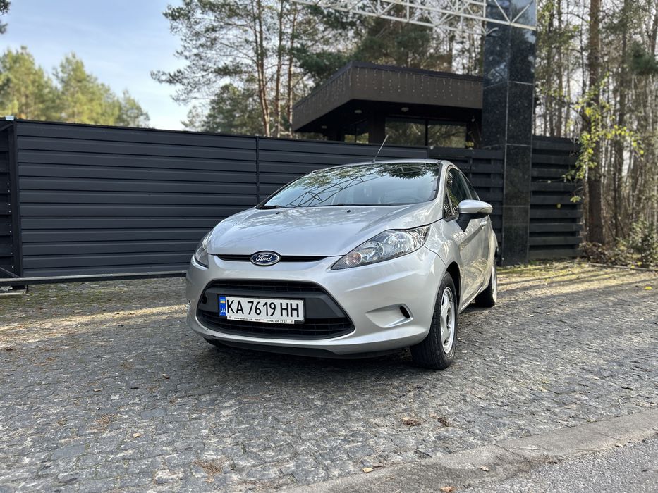 Форд Фієста в чудовому стані