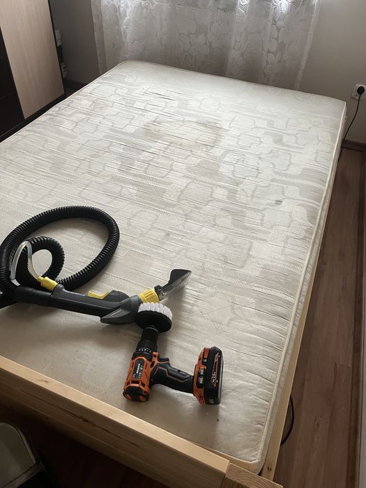 Pranie kanap, tapicerki meblowej, wersalek, narożników, łóżek, dywanów