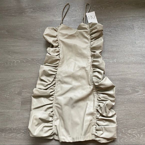 Сексуальное шикарное платье Zara, с драпировкой