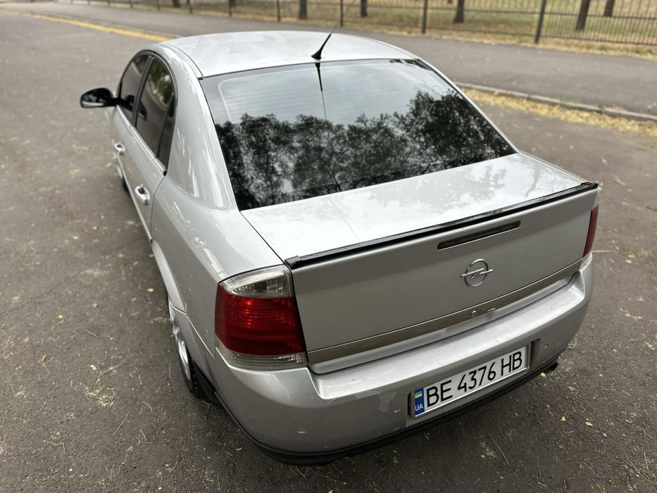 OPEL VEKTRA C ,3.2 ГБО lV, Автомат-2003 год.230 сил !