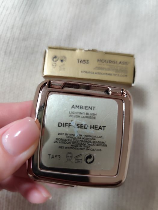 Hourglass Diffused heat румяна оригинал