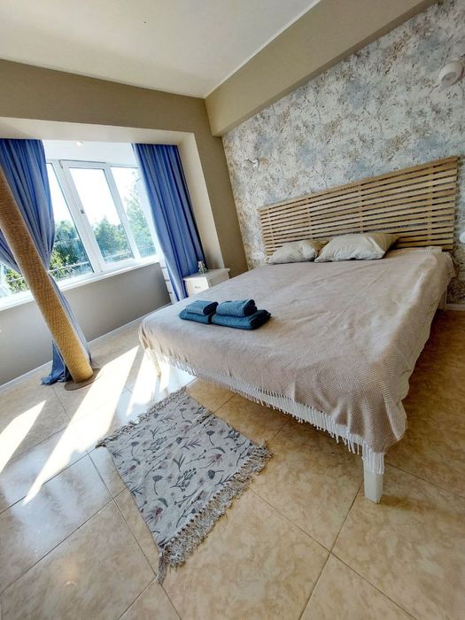 Продается готовый бизнес апарт отель с видом на море в Совиньоне