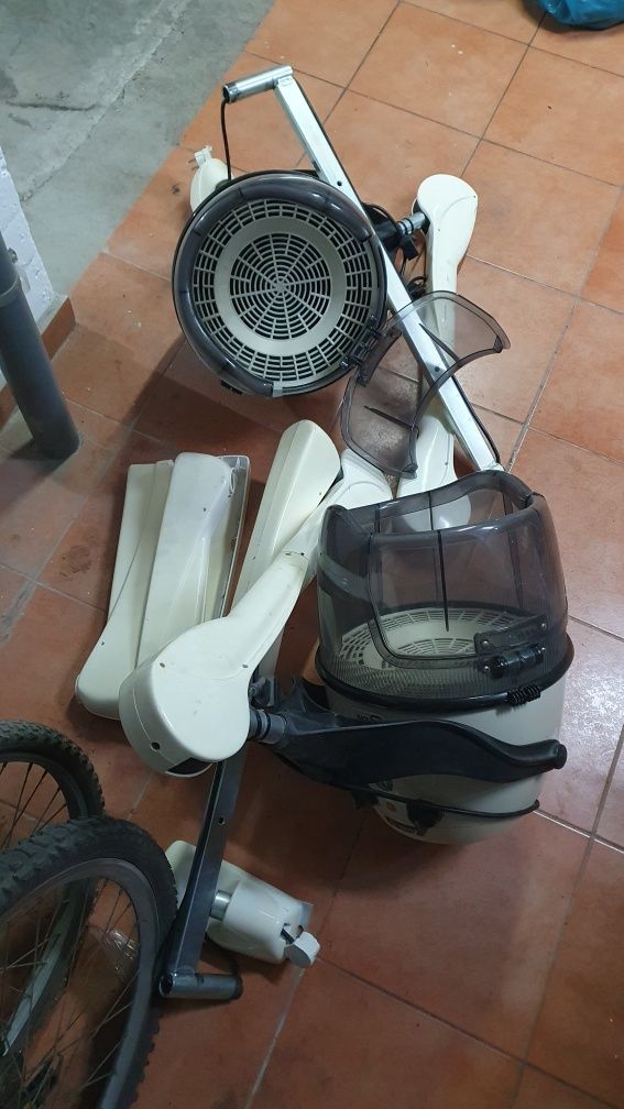2 Secadores de pé/aéreo