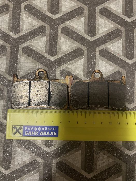 Тормозные колодки для мотоцикла