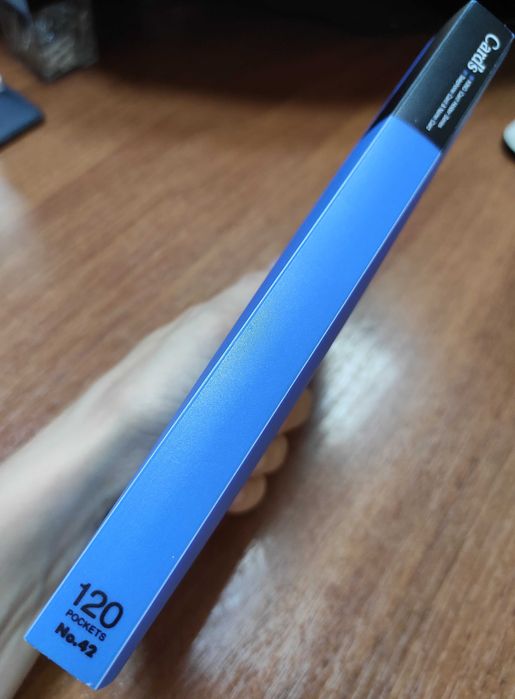 Кардхолдер (визитница) фирмы Card`s на 120 визиток