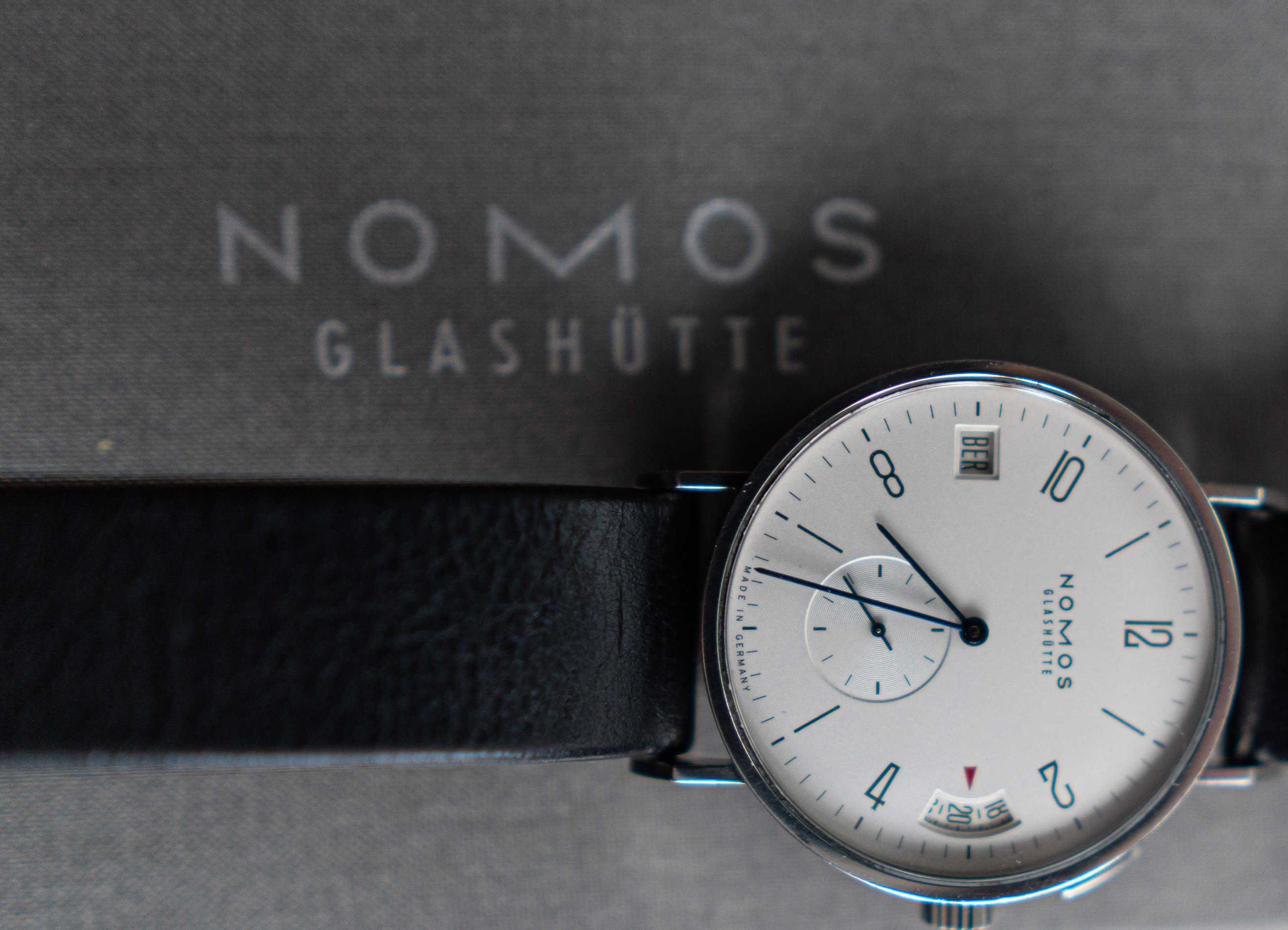 Zegarek automatyczny Nomos Glashutte Tangomat GMT
