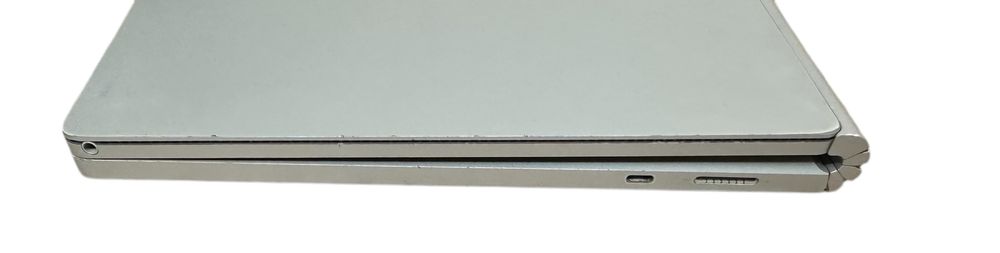Microsoft i7/GTX 1660 TI 6gb/16gb ddr4/256gb ssd/ Surface 3K
