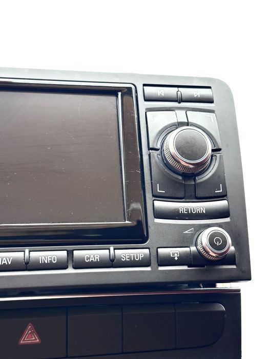 AUDI A3 S3 RS3 8P LIFT Konsola 2DIN RNS RNSE LED Media Chrom Piano