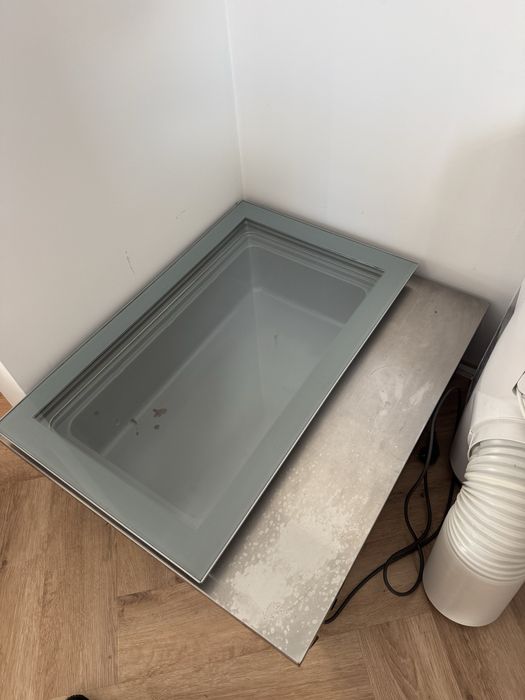 Witryna mrożąca na lody