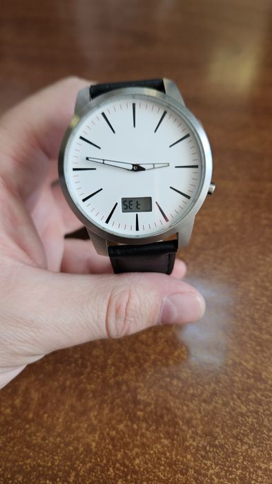 Годинник на радіохвилі