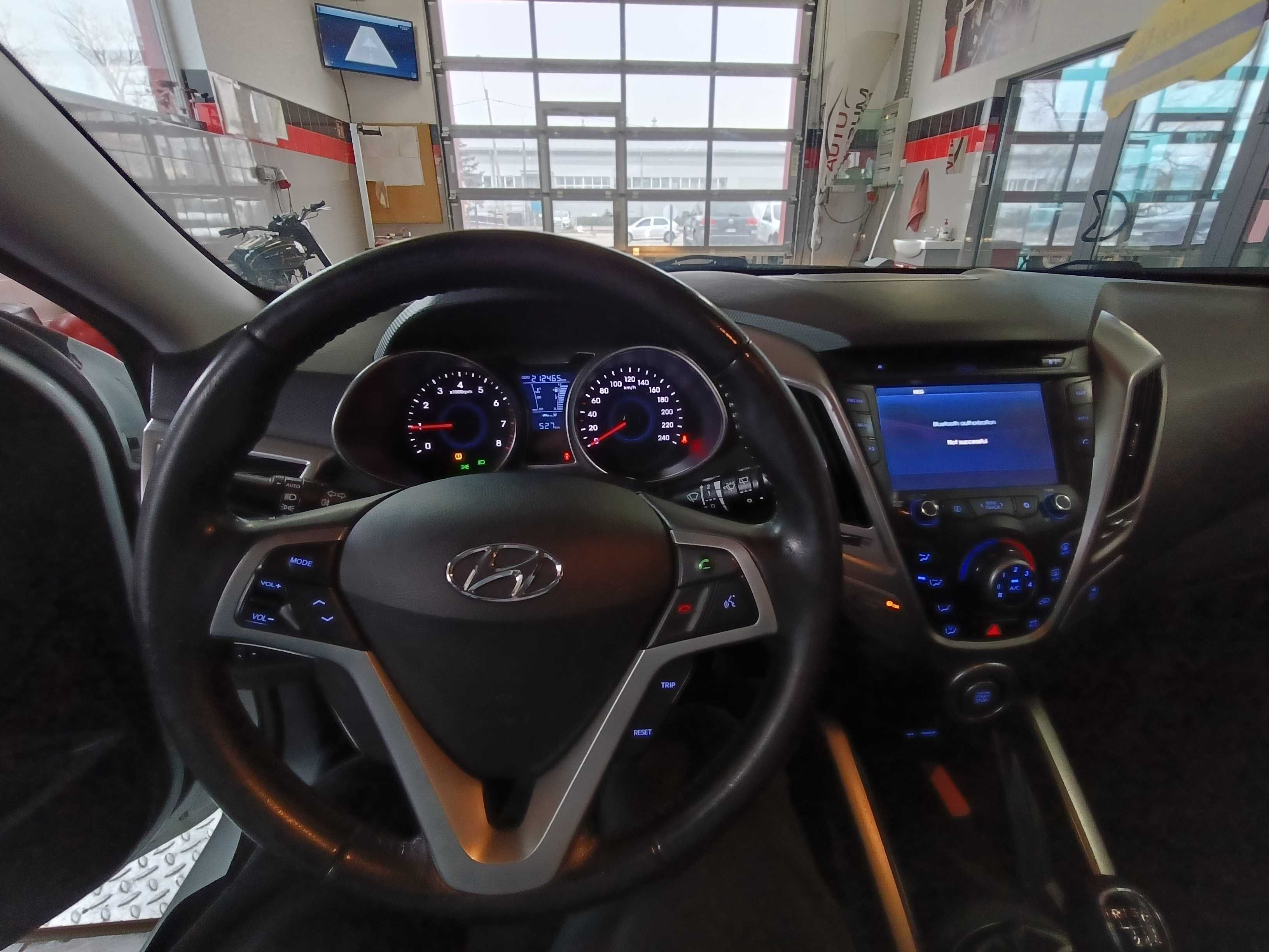 Hyundai veloster