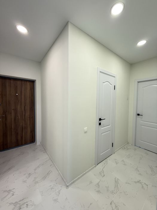 Двух кімнатна квартира в центрі Гостомеля