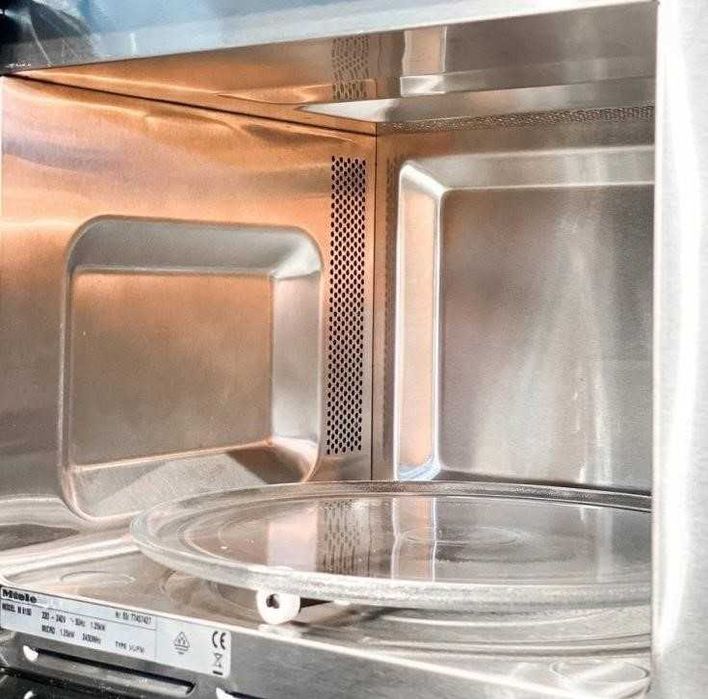 Вбудована мікрохвильова піч Miele M 8151-2 - CleanSteel Міле