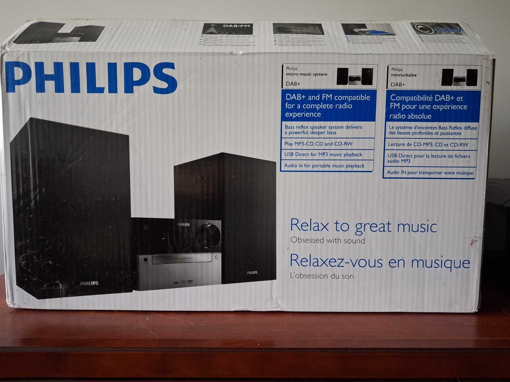 Mikrowieża stereo PHILIPS MCB2305/10 z USB i DAB+
