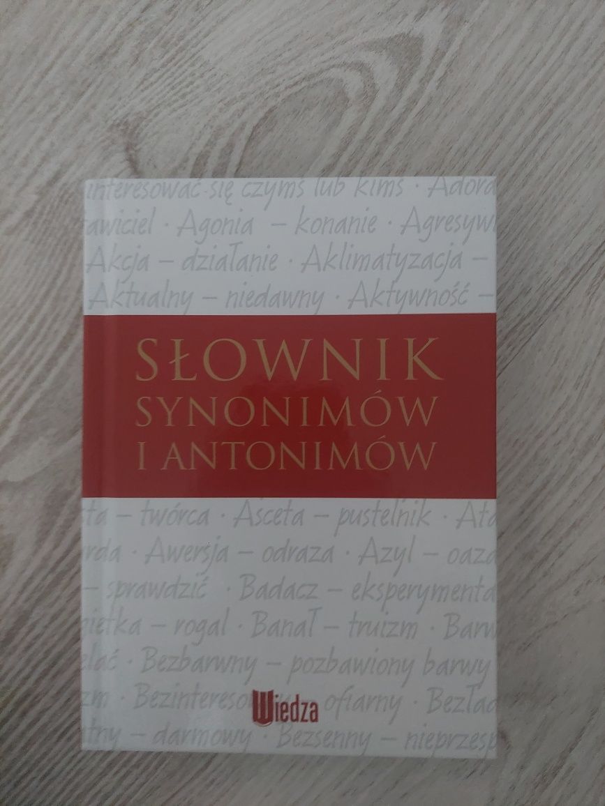 ,,Słownik synonimów i antonimów "