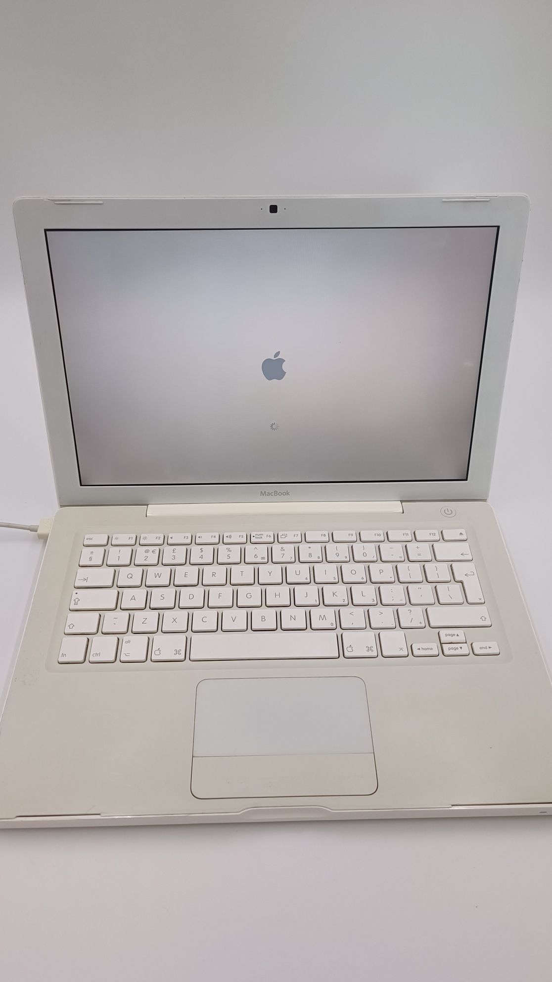 Laptop Apple Macbook A1181 + zasilacz 60W