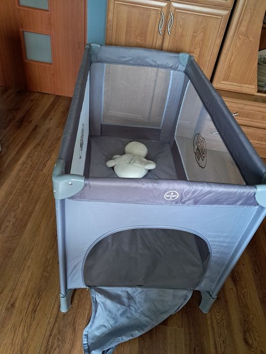 Łóżeczko turystyczne