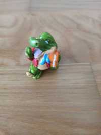 Figurka krokodyl z Kinder Niespodzianki z 1992