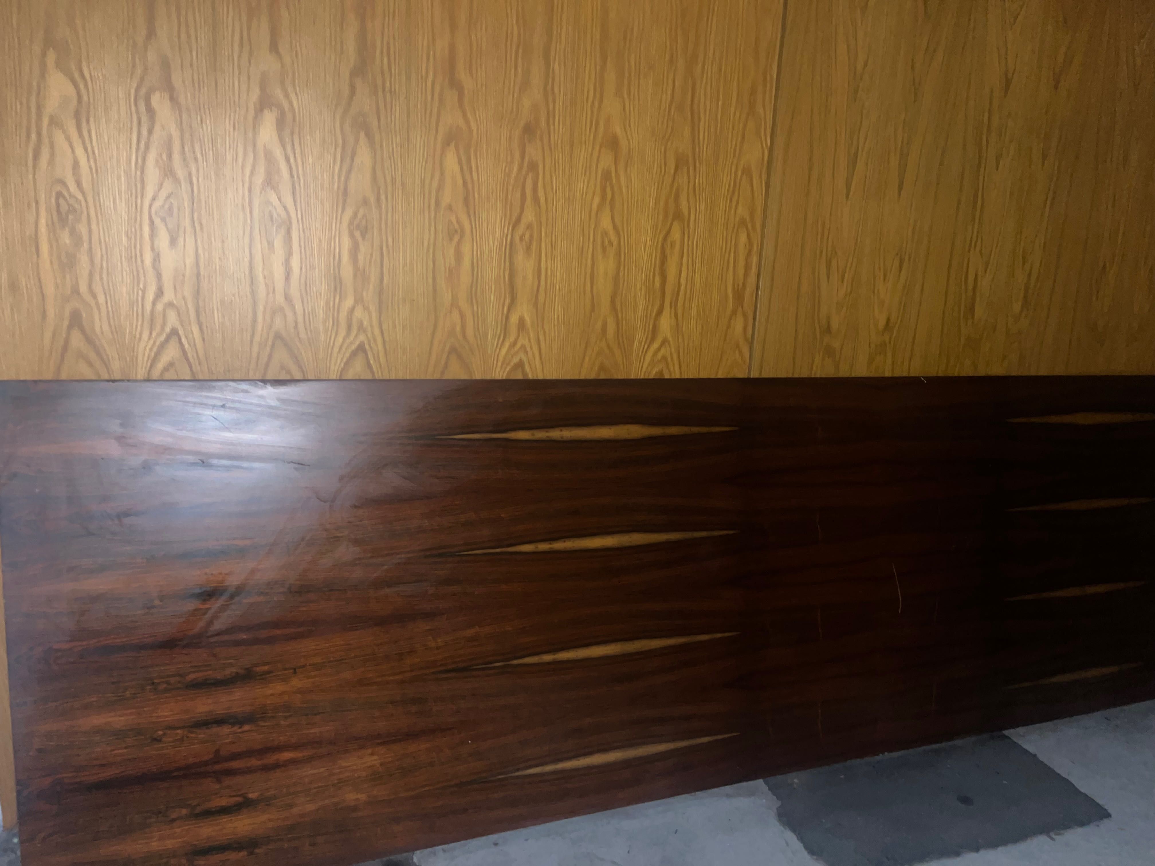 Tampo de mesa ou secretária em Pau Santo espinhado