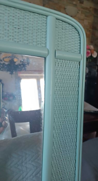 Espelho decorativo de parede