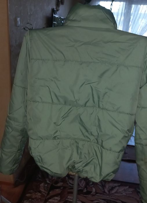 Продам кардиган на 152 і куртки 152/158 б/в
